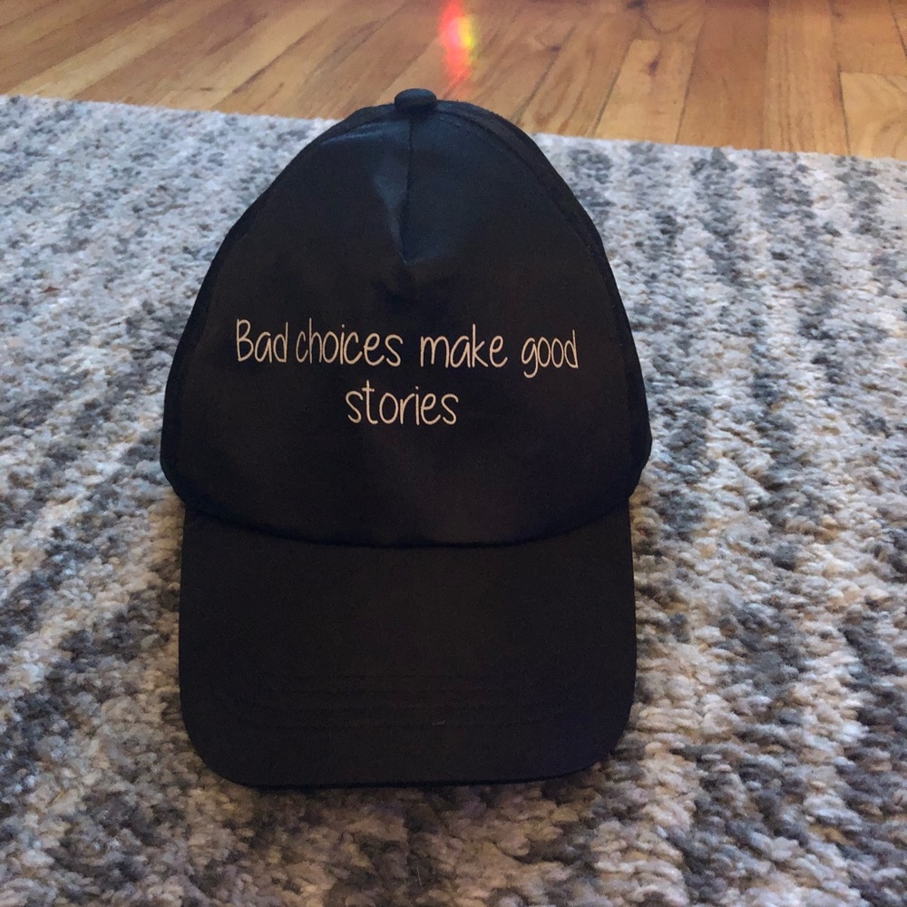 Snap back hat